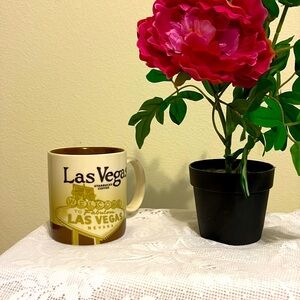 2012 Starbucks collector Series Global City Las Vegas Sign Coffee Mug
